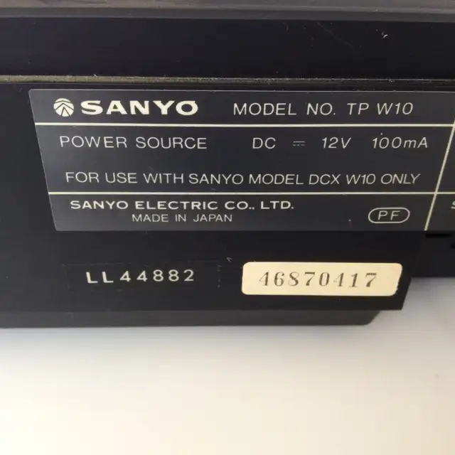 SANYO Auto Return Belt Drive Turntable TP W10 Not Tested. in General Electronics in Mississauga / Peel Region - Image 10