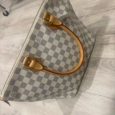 Louis Vuitton Damier Azur, View more