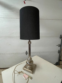 Lampe de Table Chrome Avec Abat Jour Drum Noir