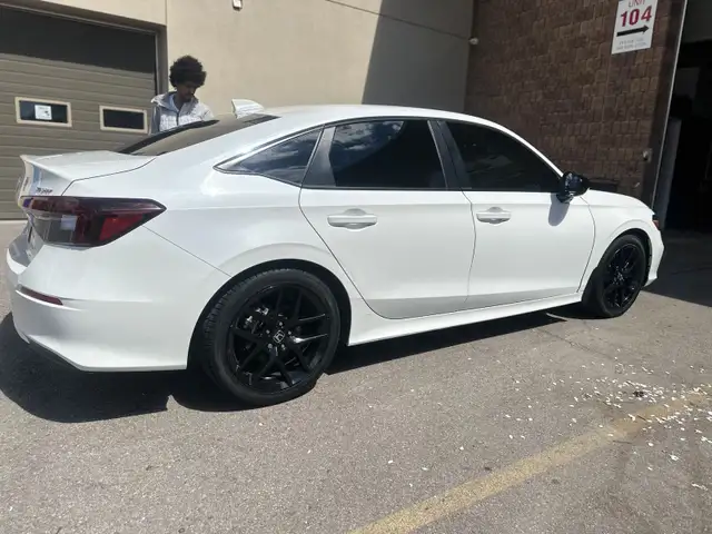 Window Tint / Auto Tint / Tint for sale in eBike in Mississauga / Peel Region - Image 9