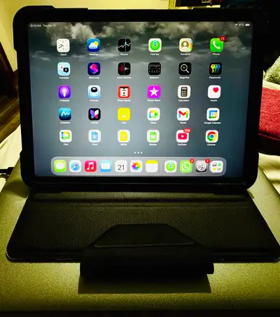 iPad Pro 2nd Gen 128 GB, View more