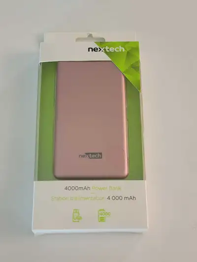 Bring your devices back to life wherever you go with the ultra-powerful Nexxtech Power Bank. The blu...