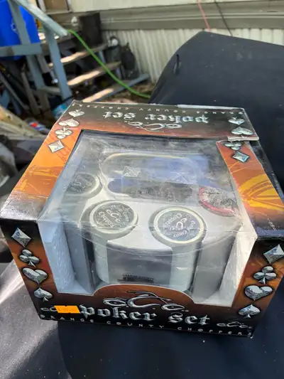 New West Coast Chopper Poker Set Poker Chips with holder, 2 decks of cards