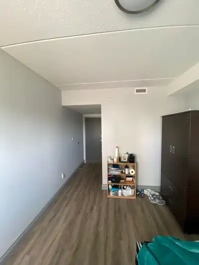 Subletting 1 room in a 5 bedroom apartment. Super convenient location right next to bus stop. Price...