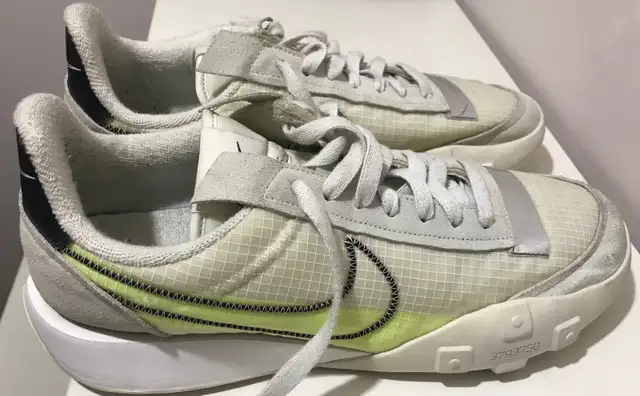S: 9 - Men NIKE Waffle Racer 2X - White in Men's in City of Toronto - Image 2