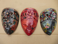 Ensemble de 3 masques indonésiens/set of 3 indonesian masks