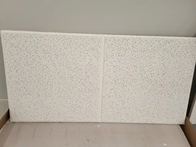 2' X 4' Ceiling tiles, New, "Radar" style has the look of 2 X 263010223774081122