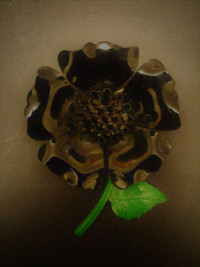 Vintage Flower Pin 1970s? Black Metal with Green Stem