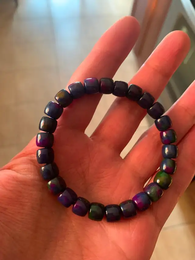 New AUTH Natural Sugilite Colorful South AfricaGemstone Bracelet in Jewellery & Watches in Ottawa - Image 4
