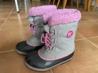 SOREL pink winter snow boots girls Youth size 4