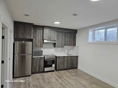 Basement renting 1 BD separate entrance