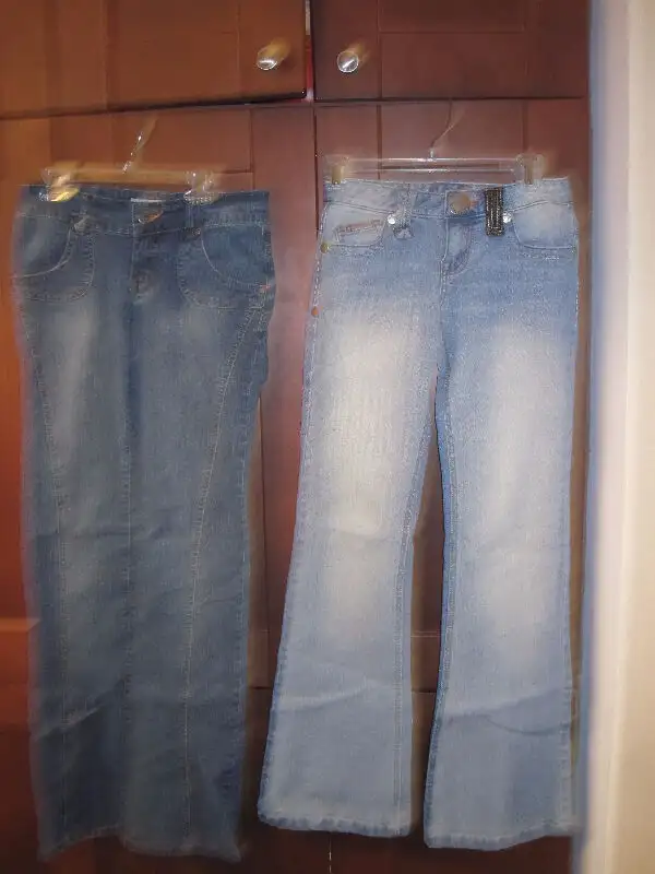 Size 3 jeans both for $35 in Women's - Bottoms in Oshawa / Durham Region - Image 3