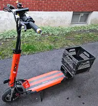 Emove Cruiser electric scooter/escooter
