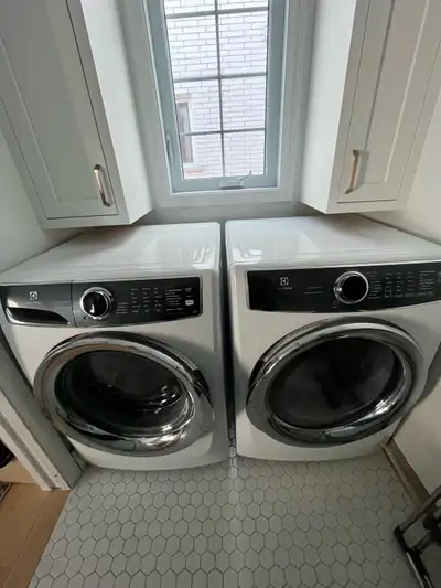 1000 obo Electrolux washer and dryer, View more