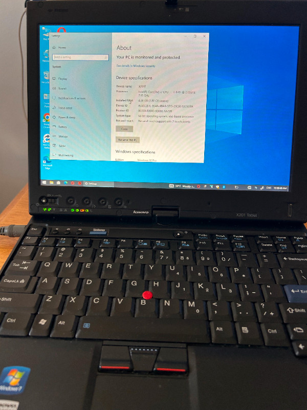 ThinkPad X201 12.1" Notebook Computer in Laptops in Cambridge - Image 3