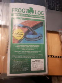 pool Frog log