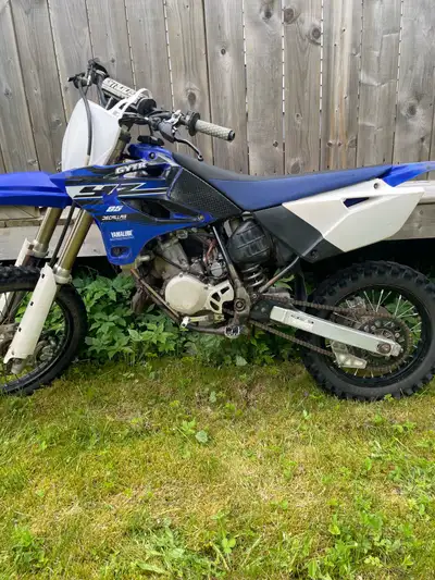 2017 yz85 Runs good, starts first kick Could use some new tires and I have new fork seals just didn’...