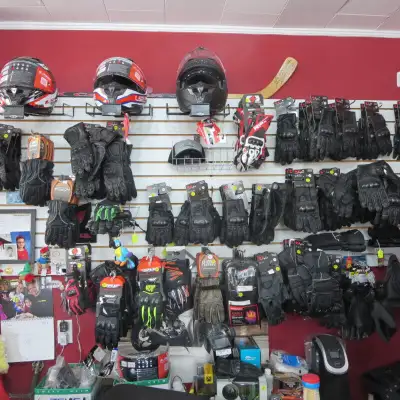 Leather Motorcycle Gloves Assorted Styles - RE-GEAR Oshawa, View more
