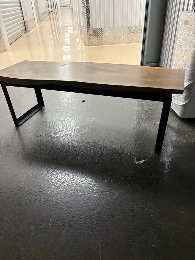 Live Edge Bench in Coffee Tables in Ottawa - Image 6