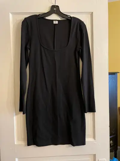 Vêtements pour femme, prix et description en commentaire, View more