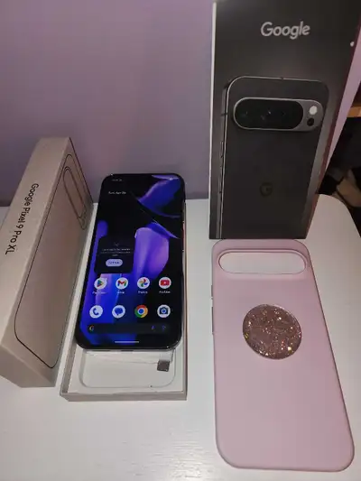 Like new, used for a total of 2 days. Comes with a pink case. $700 OBO Message or call/text 306 251...