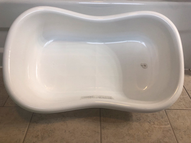 Baby Bath in Bathing & Changing in City of Toronto - Image 2