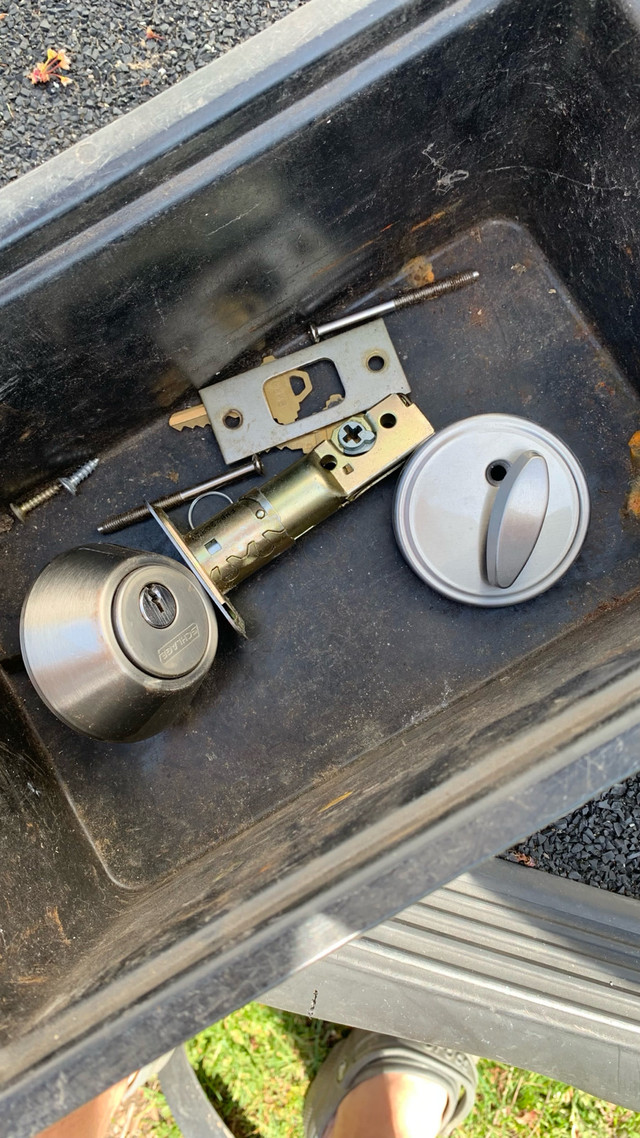 Free Deadbolt in Free Stuff in Chatham-Kent - Image 2