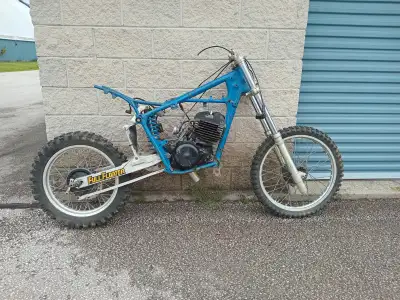 Project Rm500 . Very nice condition frame and engine . What U see is what U get . Nothing more for t...