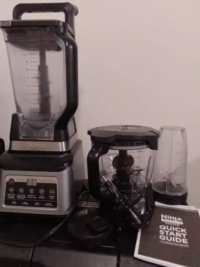 This is a Ninja Professional Plus Kitchen System with Auto-IQ for nutrient extraction and food proce...
