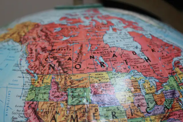 Replogle World Nation Series Globe in Other in St. Catharines - Image 4