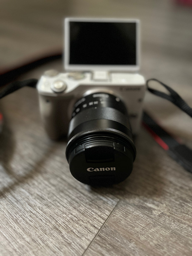 EOS M3 Camera  in Cameras & Camcorders in Kawartha Lakes - Image 4