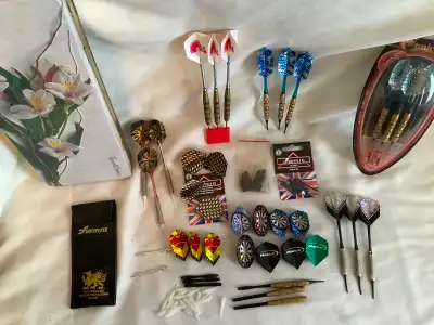 Ensemble de dards et pièces de dards métal et plastique pour jeux électronique et autre. Ensemble de...