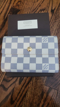 Authentic Louis Vuitton Damier Azur Wallet with Box