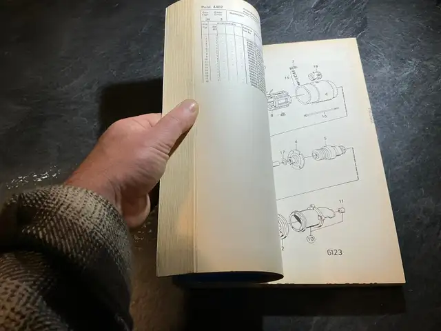 Volvo Penta Parts Book AQ260 BB260 GM 350 V8 Sterndrive inboards in Non-fiction in Parksville / Qualicum Beach - Image 8