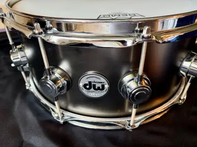 DW Collector's Series Satin Black Over Brass 6.5" x 14" Snare, View more