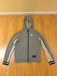 Youth Grey Nike Sweater Size - XL