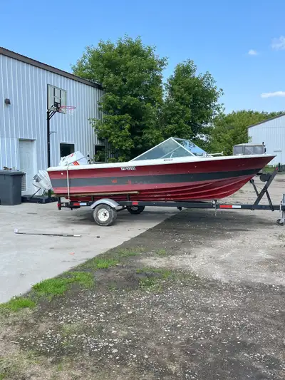 Perfect little fishing boat. 1980 Grew 170SS with a Johnson 175HP outboard engine. It’s in decent sh...