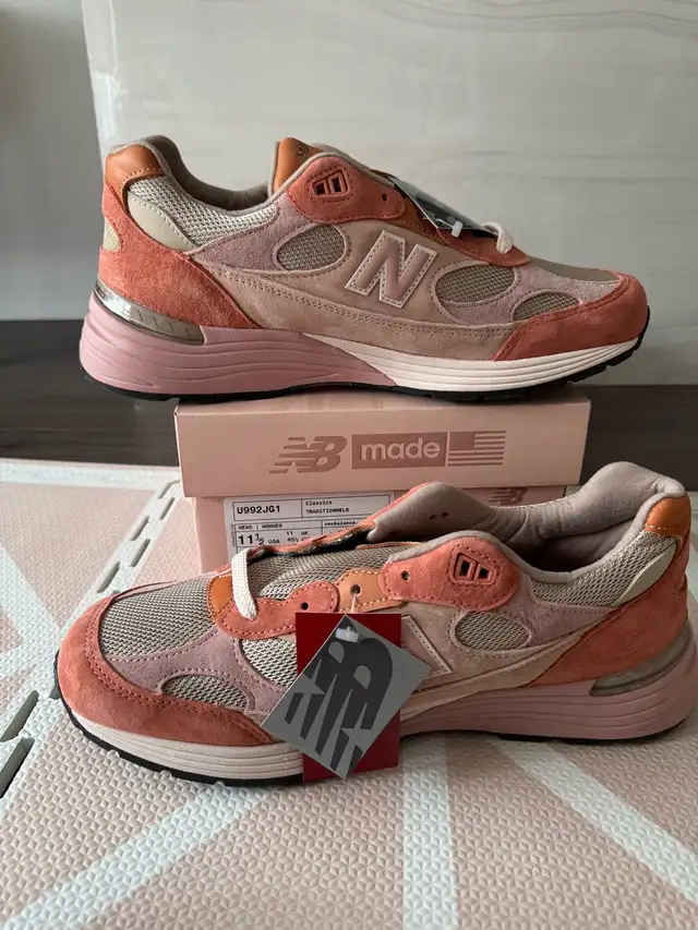 DS / Brand New New Balance 992 Aged Well Joe Fresh Goods sz 11.5 in Men's Shoes in Markham / York Region - Image 4