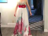Fabulous Mac Duggal size 2 dress