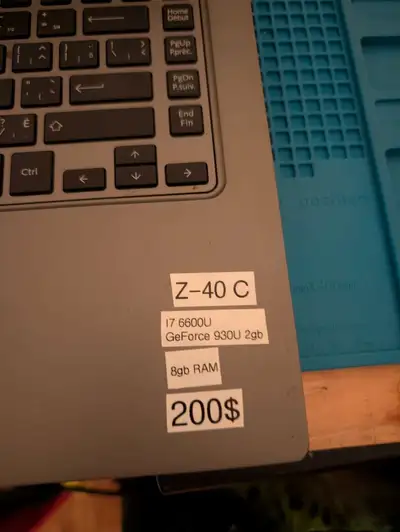Bon petit laptop pour aller sur internet asser rapide avec son i7 6600u et pour si vous voulez jouer...