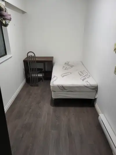 Available on Jun 1 Looking for a clean, comfortable room in one of Burnaby’s best neighbourhoods? Th...