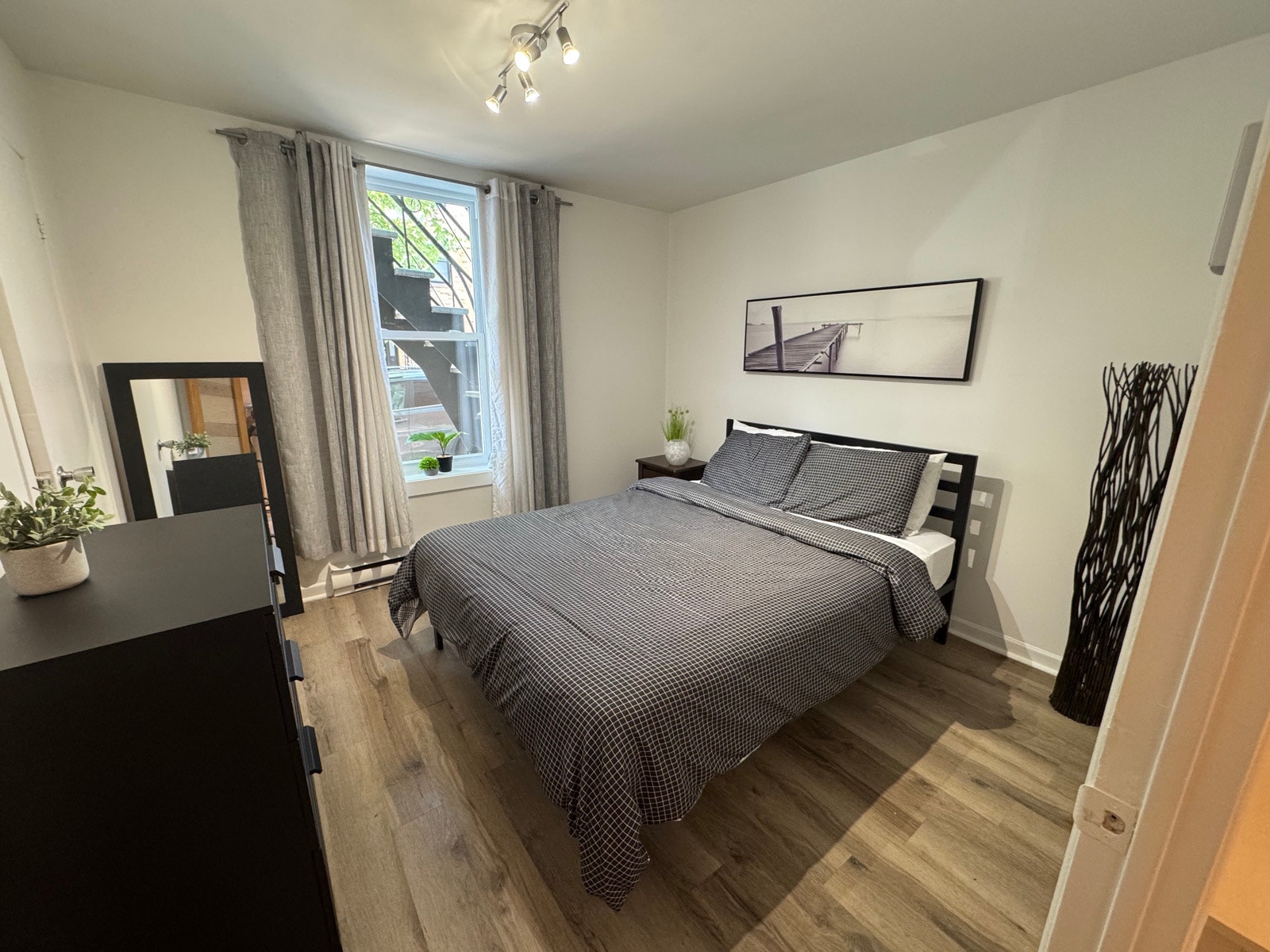 1483 Rue Davidson — photo 3