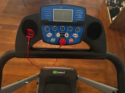 Selling a barely used treadmill in excellent condition. It’s lightweight, easy to move, and fits per...