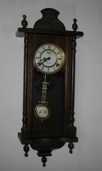 Vintage FISHER 31 Day Wall / Shelf Clock With Dong Strike Chime