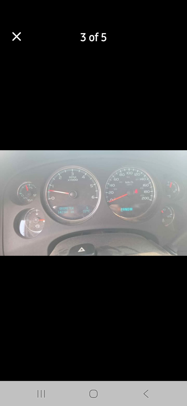 2010 yukon 143,000km in Cars & Trucks in Owen Sound - Image 3