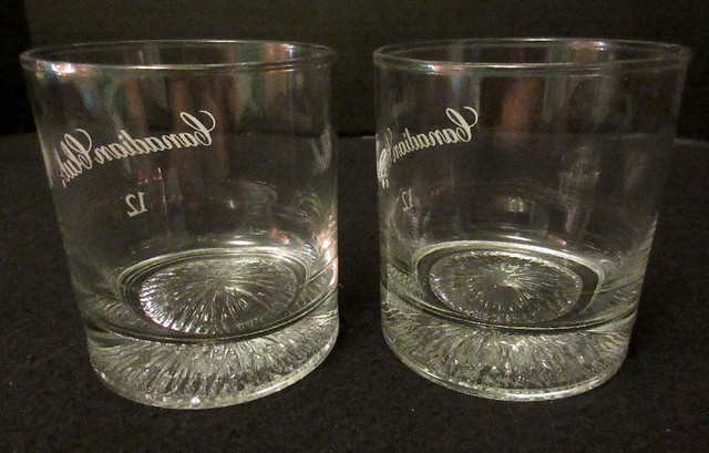 Vintage CANADIAN CLUB Tumbler Glasses x2 "Like New" Never Used in Arts & Collectibles in Stratford - Image 2