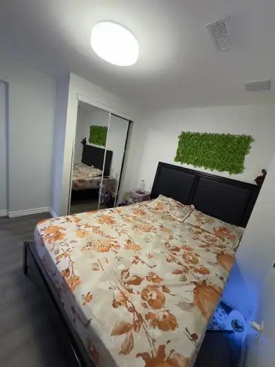 Room for rent near Durham college