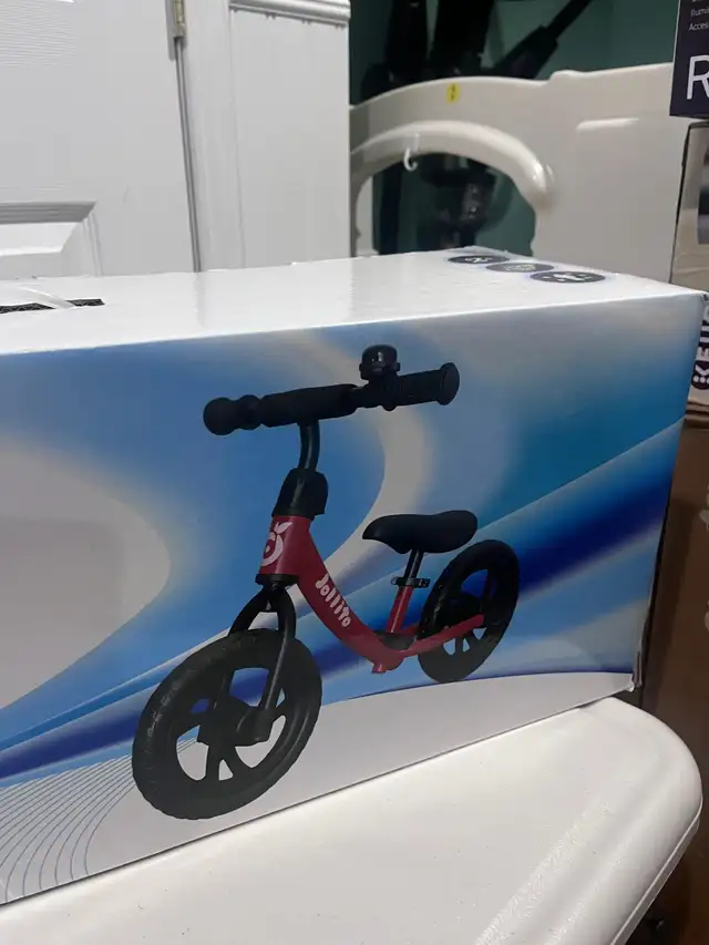 (New) Jollito 12" Lightweight No-Pedal Kids Balance Bike – Red in Kids in Ottawa - Image 3