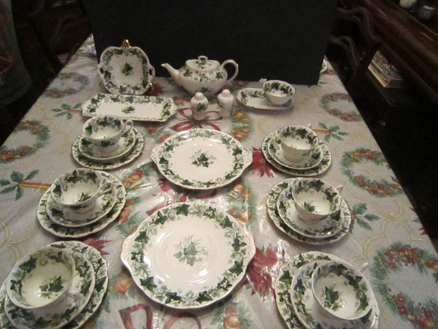 Royal Albert IVY LEA fine bone china in Arts & Collectibles in Burnaby/New Westminster