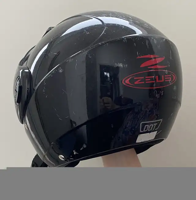 Casques de moto in Motorcycle Parts & Accessories in City of Montréal - Image 4